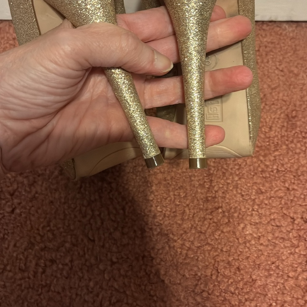 Vintage Trash Gold Glitter Women's Heels - Picture 4 of 10